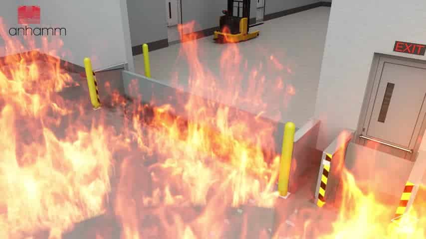 Brand in einem Lagerhaus mit moderne Brandschutz